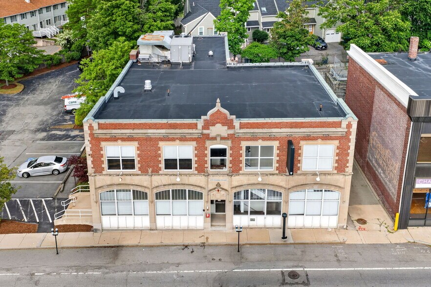 More Photos Of 264-276 Centre St, Newton Medical For Sale