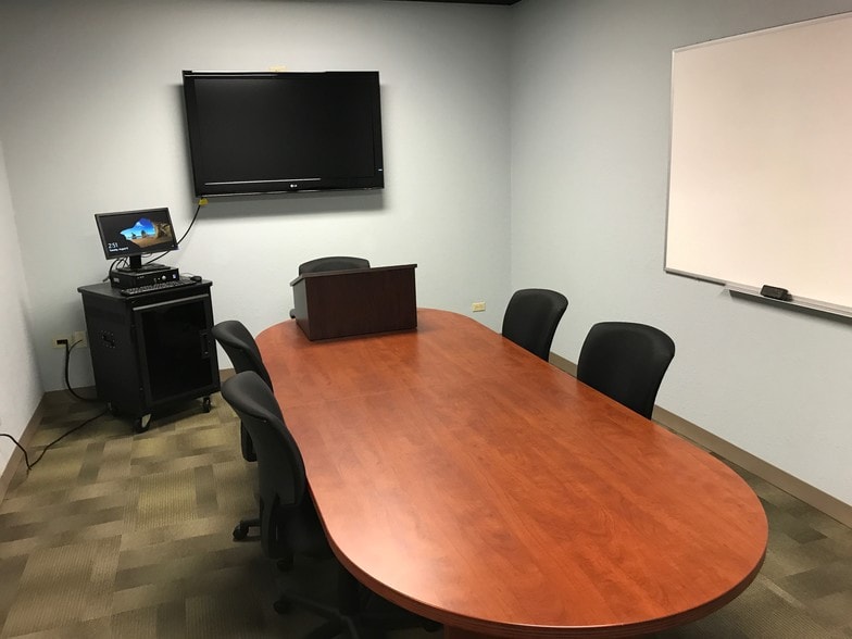 More Photos Of 8030 Arrowridge Blvd, Charlotte Office For Sale