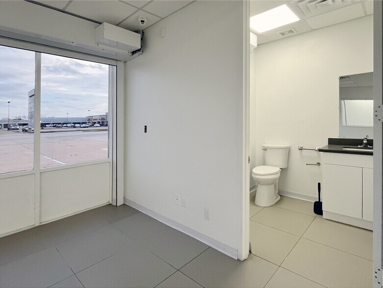 More Photos Of 16210 Clay Rd, Houston General Retail For Sale