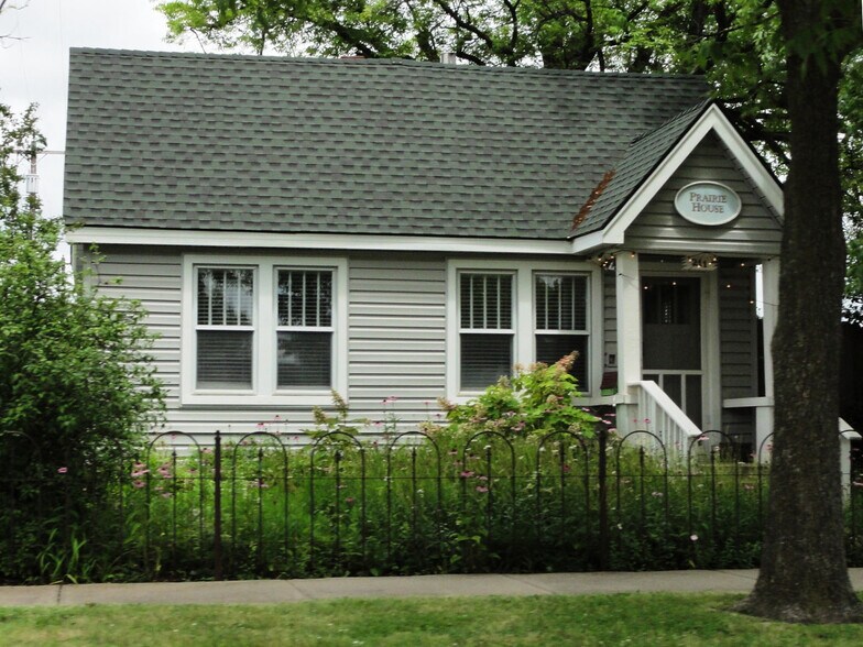 Primary Photo Of 211 N University Blvd, Norman Specialty For Lease