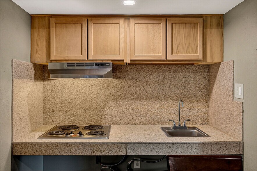 More Photos Of 2352 Esplanade Rd, Chico Hotel For Sale