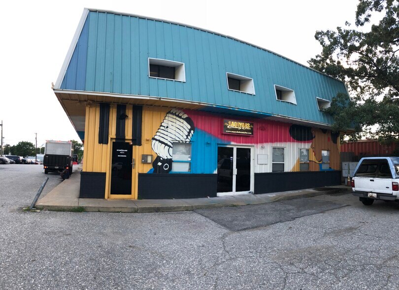 Primary Photo Of 4719 Stamp Road, Temple Hills, MD 20748, Temple Hills Service For Lease