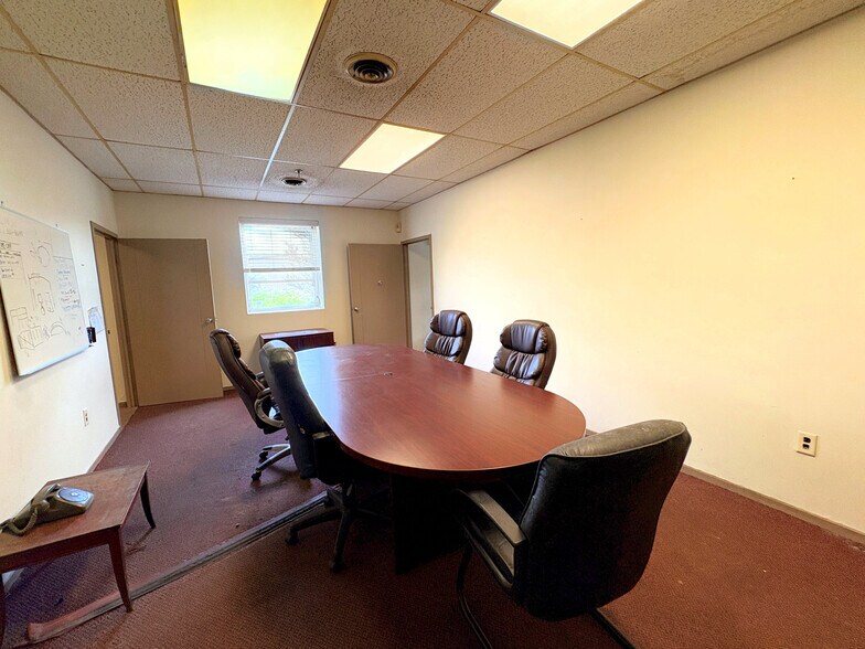 More Photos Of 5 Canale Dr, Egg Harbor Township Manufacturing For Lease