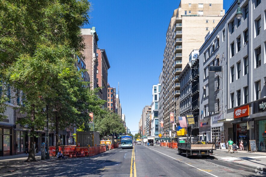 More Photos Of 41-43 W 14th St, New York Apartments For Lease