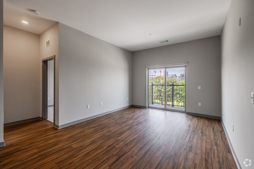 More Photos Of 120 S 5th St, Nashville Apartments For Lease