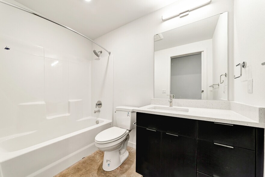 More Photos Of 4750 N Albina Ave, Portland Apartments For Sale