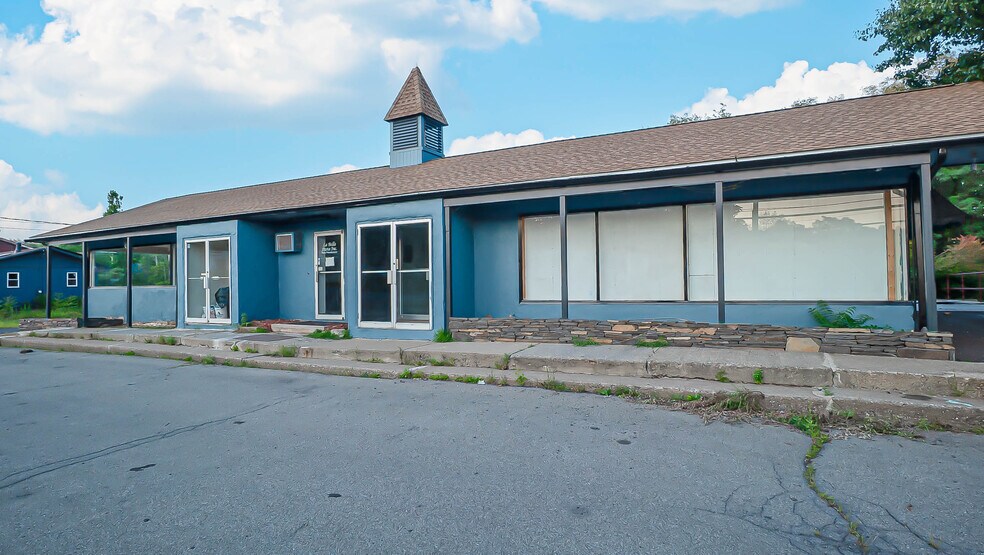 More Photos Of 906 Rt-28, Kingston Restaurant For Sale