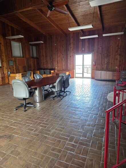 More Photos Of 3488 Board Rd, York Office For Sale