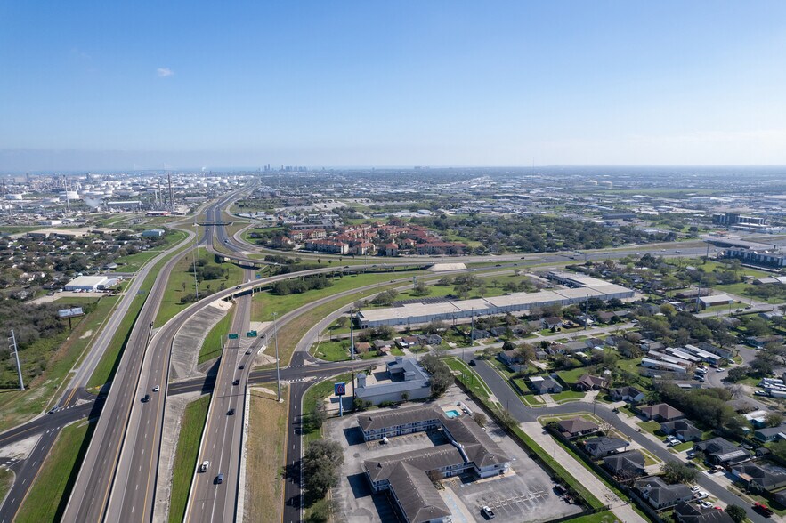 More Photos Of 2209 N Padre Island Dr, Corpus Christi Light Manufacturing For Lease