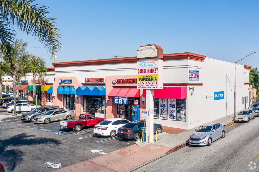 More Photos Of 2661-2667 E Florence Ave, Huntington Park Unknown For Lease