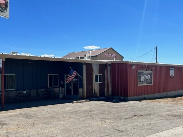 More Photos Of 688 Main St, Walden Restaurant For Sale