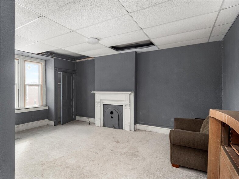 More Photos Of 134 Steuben St, Pittsburgh Restaurant For Sale
