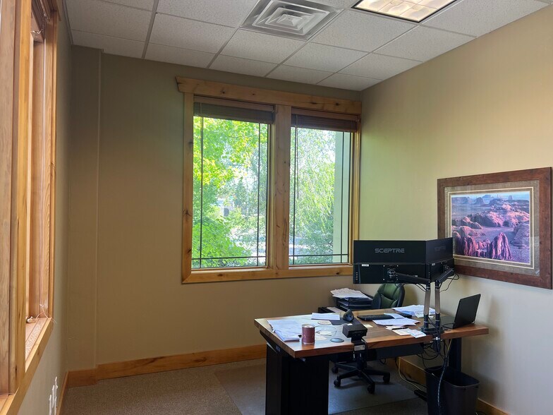 More Photos Of 4252 Highland Dr, Salt Lake City Medical For Sale