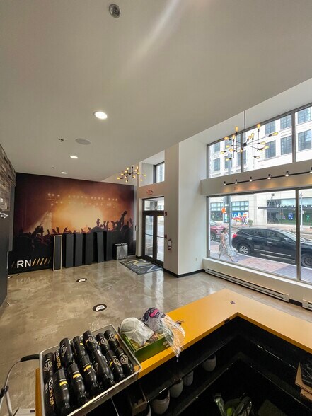 More Photos Of 1020-1030 Euclid Ave, Cleveland Apartments For Lease