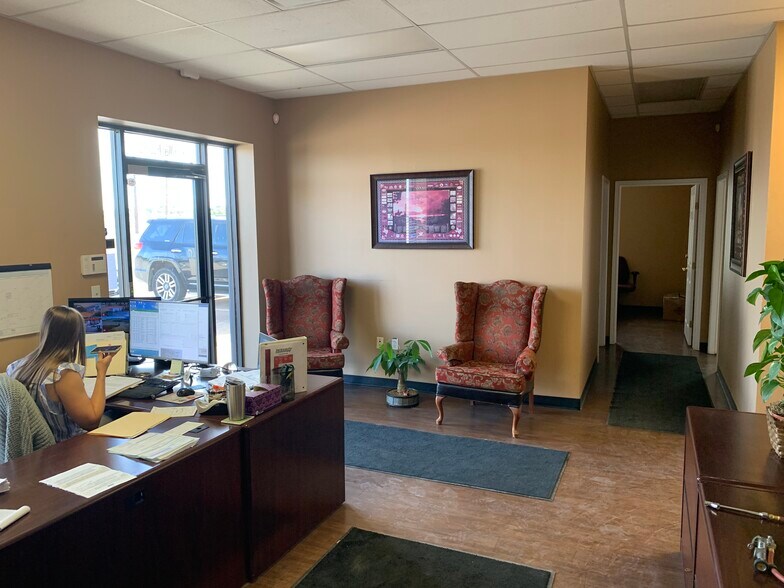 More Photos Of 8005 W Industrial Ave, Midland Warehouse For Lease
