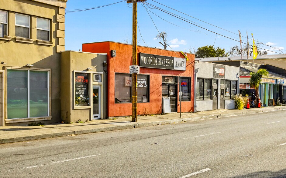 More Photos Of 2751 El Camino Real, Redwood City Storefront Retail Residential For Sale