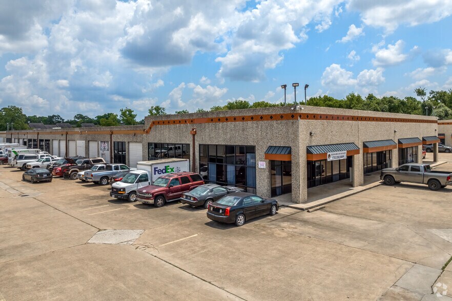 More Photos Of 16920 Kuykendahl Rd, Houston Unknown For Lease