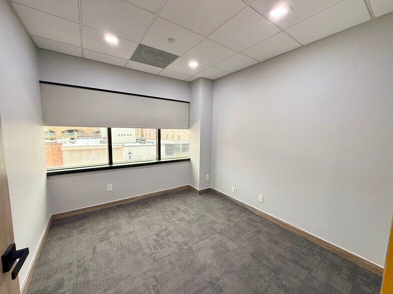 More Photos Of 3 School St, Glen Cove Medical For Lease