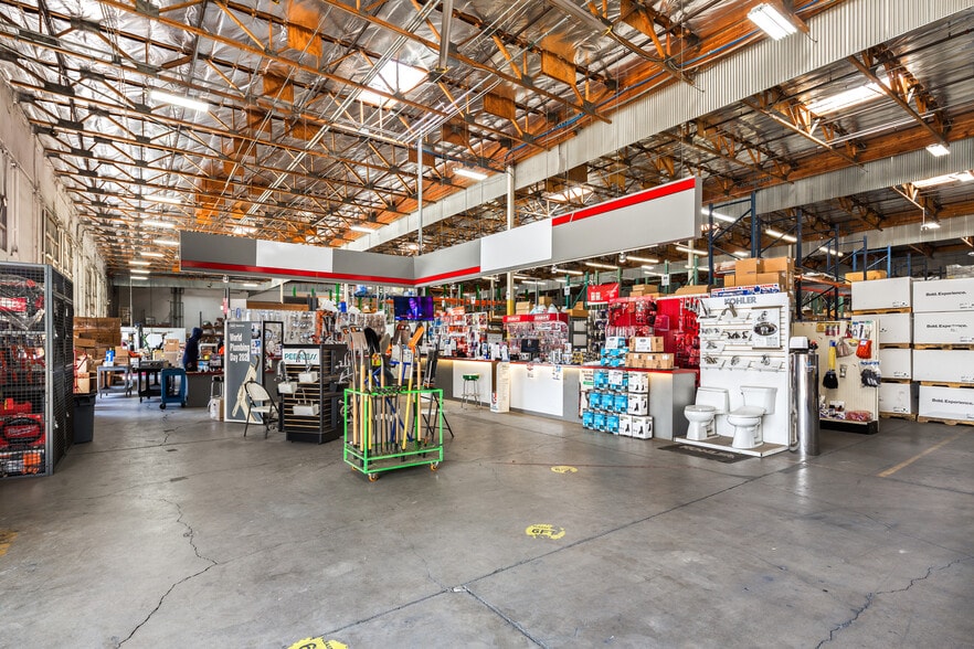 More Photos Of 10509 Business Dr, Fontana Warehouse For Lease
