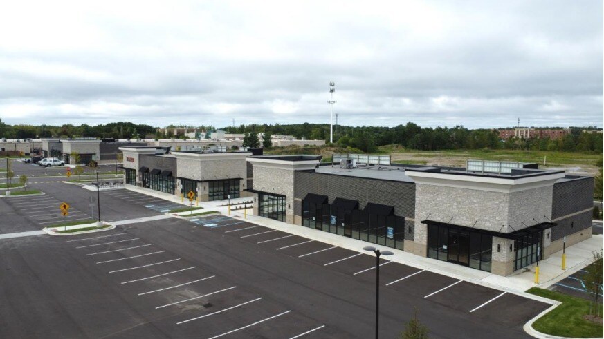 More Photos Of 291-299 Haggerty, Commerce Township Unknown For Lease