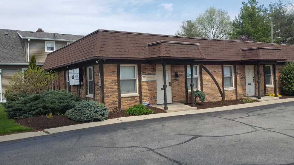 More Photos Of 6117 N College Ave, Indianapolis Medical For Lease
