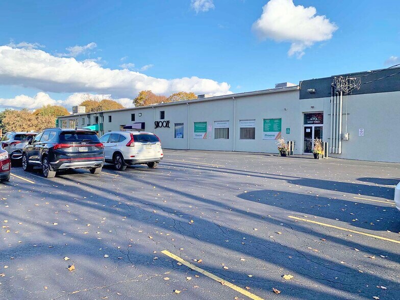 More Photos Of 311 Market St, Kingston Storefront Retail Office For Lease