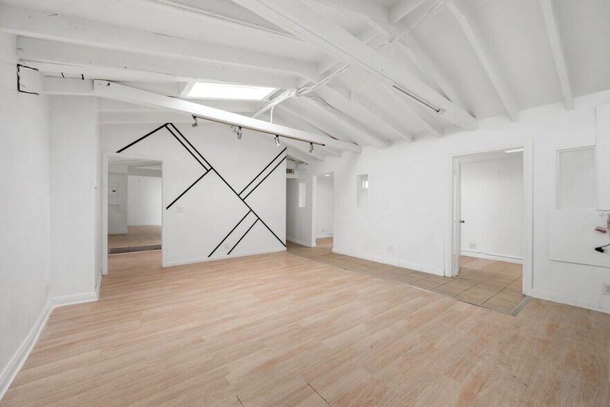 More Photos Of 3861 Jasmine Ave, Culver City Medical For Lease