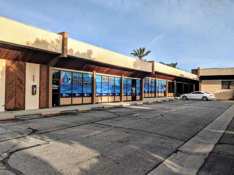 More Photos Of 22024 Lassen St, Chatsworth Office For Sale