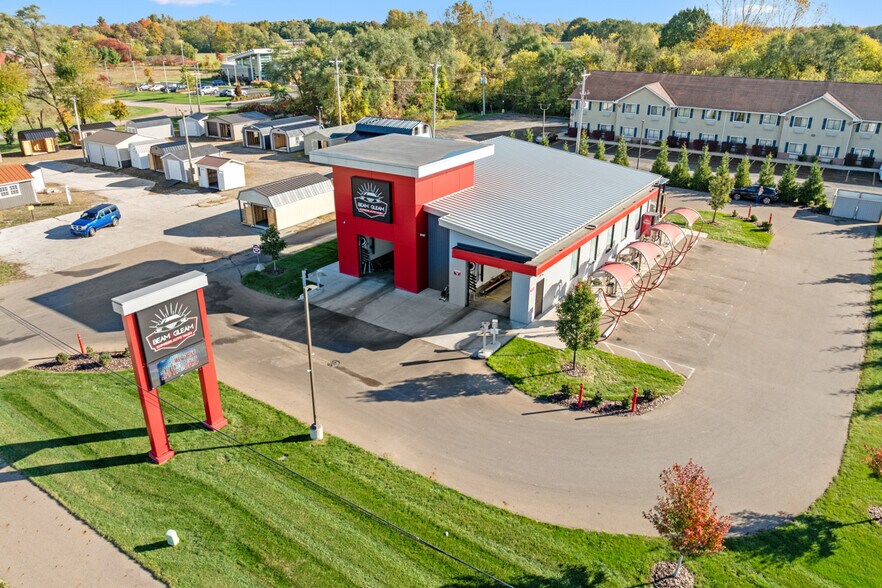 More Photos Of 655 S US Highway 131, Three Rivers General Retail For Sale