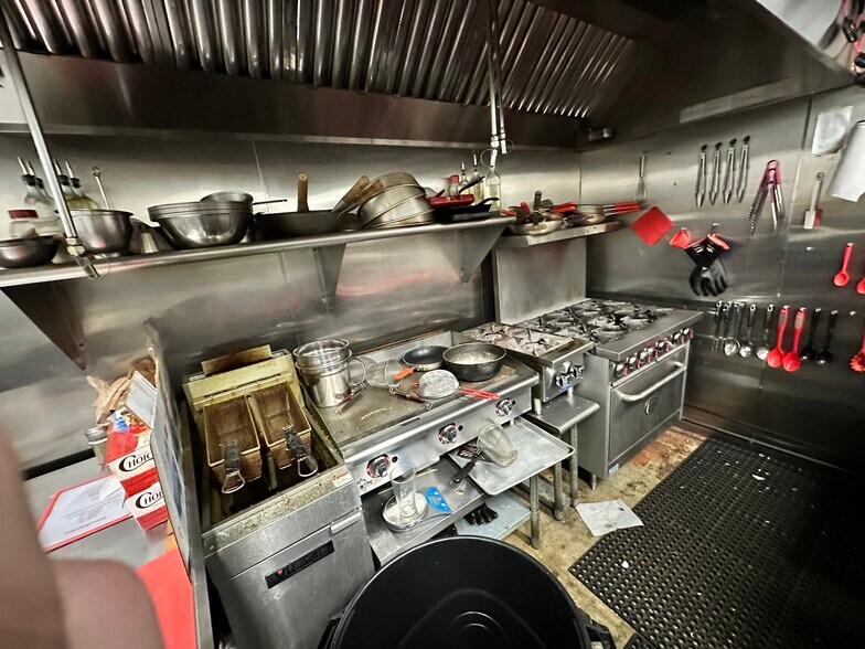 More Photos Of 37 Union St S, Concord Storefront Retail Office For Sale