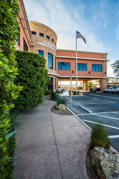 More Photos Of 8845 W Flamingo Rd, Las Vegas Medical For Lease