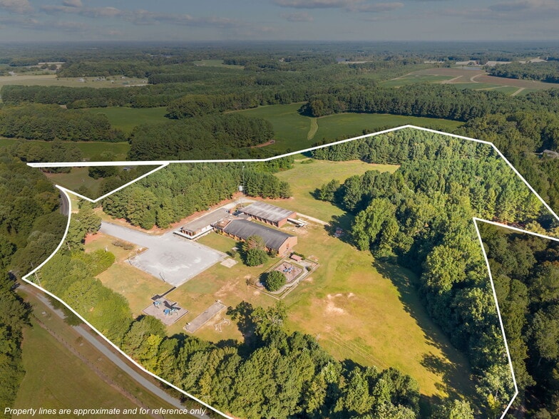 More Photos Of 8967 Cedar Grove School Loop Rd, Nashville Schools For Sale