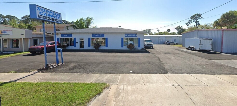 More Photos Of 300-330 S Yonge St, Ormond Beach Warehouse For Sale