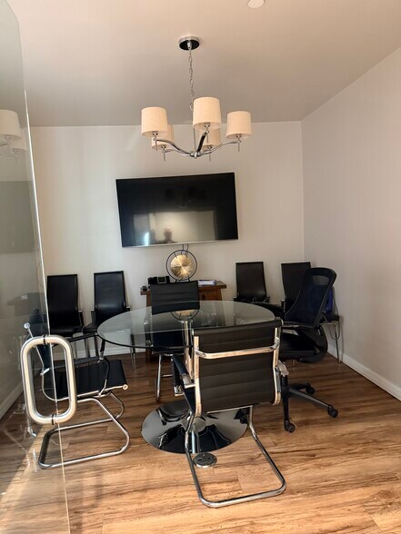 More Photos Of 1725 E Osborn Rd, Phoenix Office For Sale