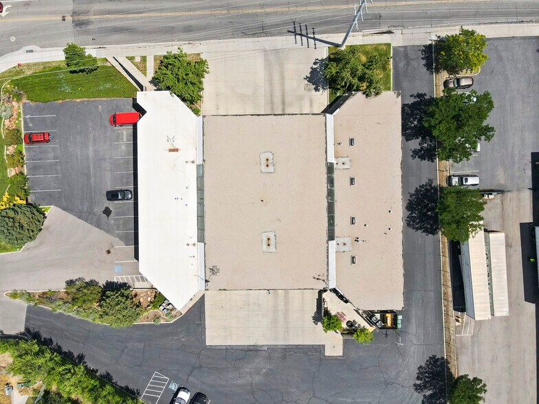 More Photos Of 9010 S 150 E, Sandy Light Manufacturing For Sale