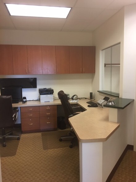 More Photos Of 1000 Randall Rd, Geneva Medical For Sale