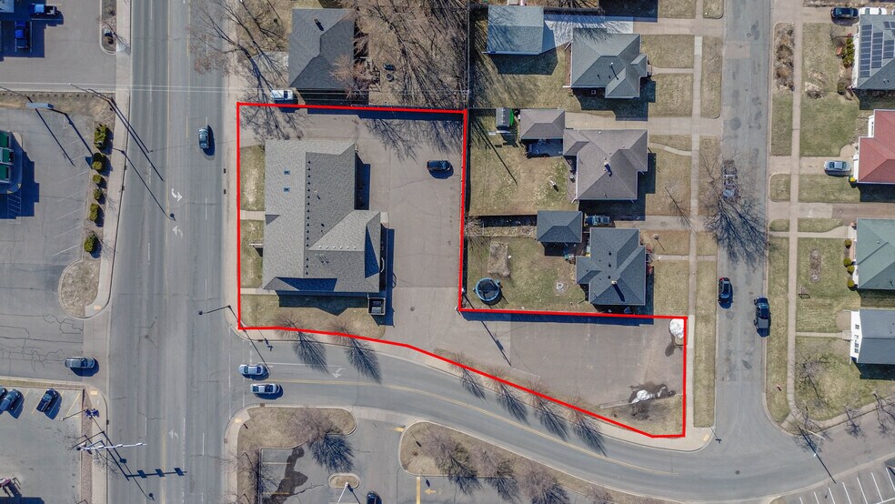 More Photos Of 2130 Brackett Ave, Eau Claire Medical For Lease