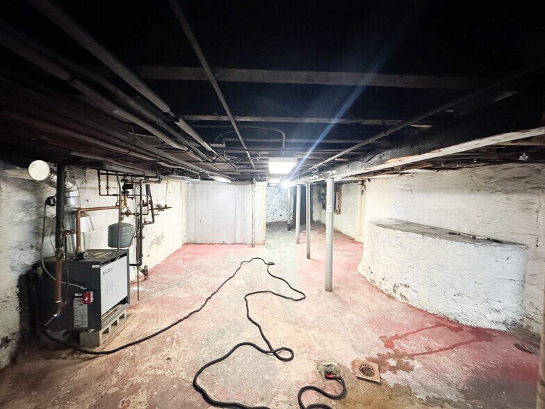More Photos Of 2339 Astoria Blvd, Long Island City Apartments For Lease