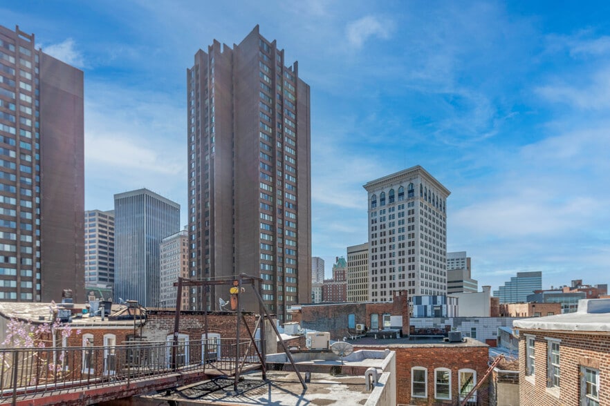 More Photos Of 115 W Saratoga St, Baltimore Storefront Retail Residential For Sale