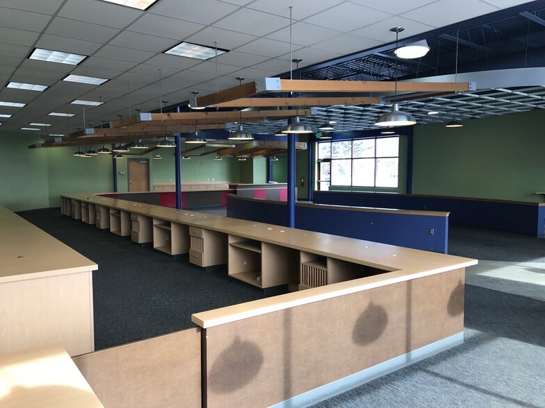 More Photos Of 6721 Old Trail Rd, Fort Wayne Office For Sale