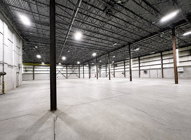 More Photos Of 104 N Main St, Sherburne Warehouse For Lease