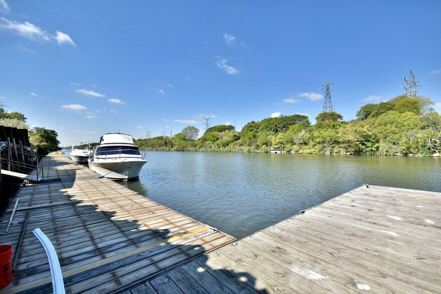 More Photos Of 5700 41st, Forest View Sports And Entertainment For Sale