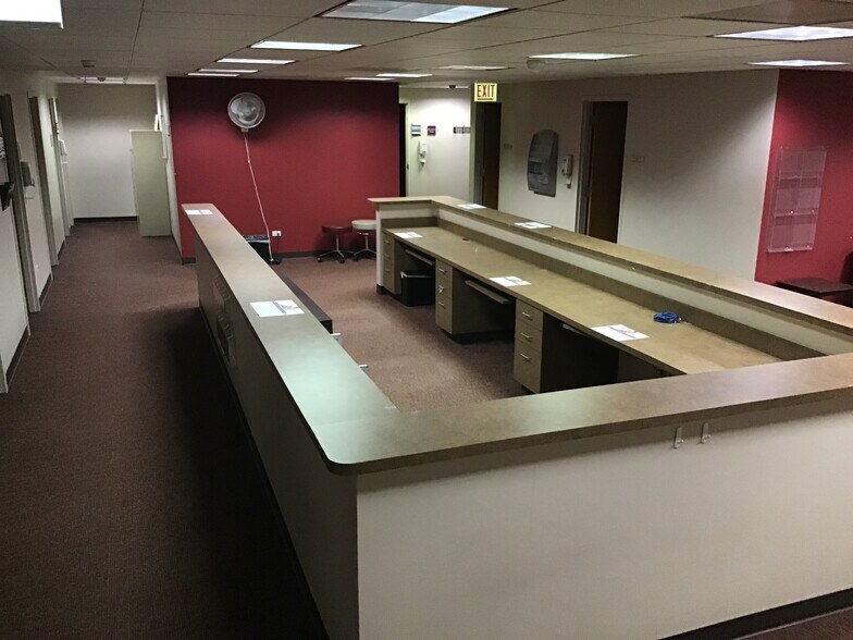 More Photos Of 6187 S Archer Ave, Chicago Medical For Lease