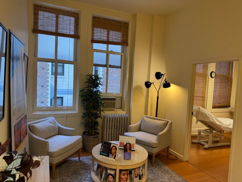 More Photos Of 230 California St, San Francisco Office For Lease