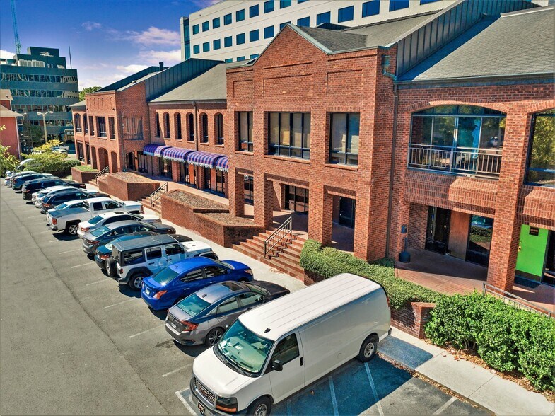 More Photos Of 33 Music Sq W, Nashville Loft Creative Space For Lease