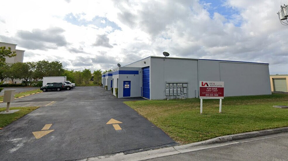 More Photos Of 13552-13558 SW 129th St, Miami Unknown For Lease