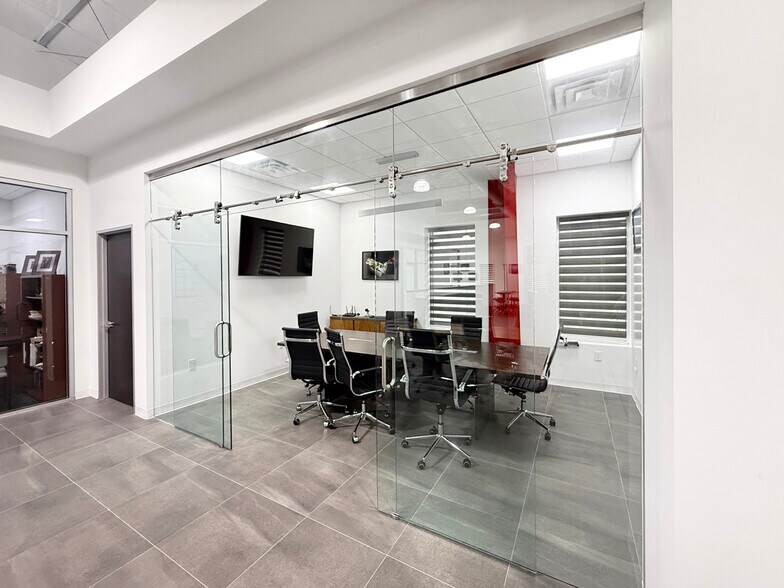 More Photos Of 32503 Tamina Rd, Magnolia Unknown For Lease