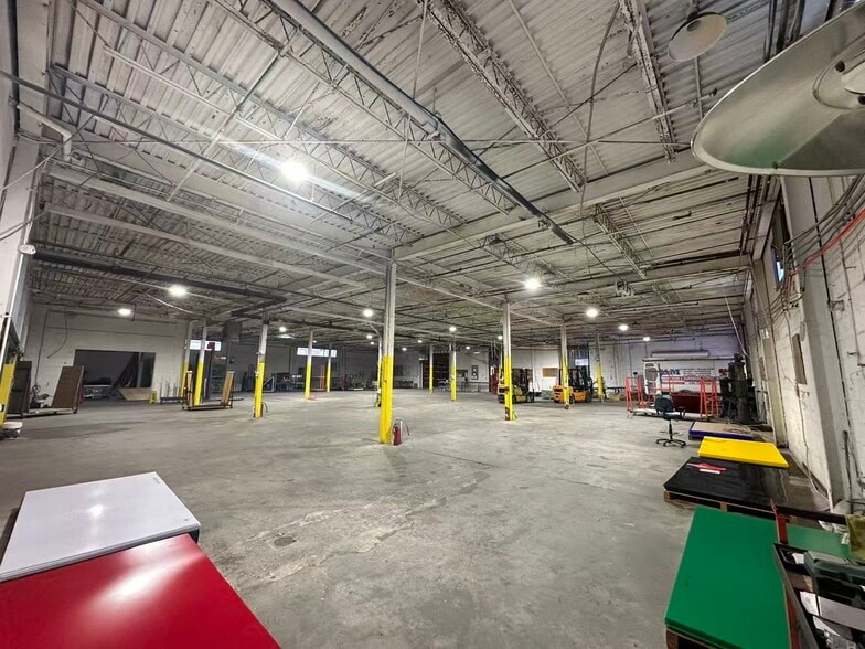 More Photos Of 648-658 E Erie Ave, Philadelphia Warehouse For Lease