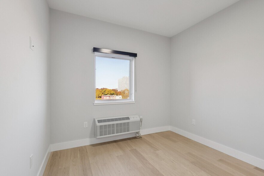 More Photos Of 34-40 Hudson St, Newark Apartments For Lease