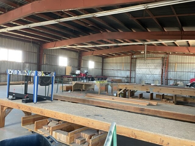 More Photos Of 205 W Avenue H6, Lancaster Warehouse For Sale